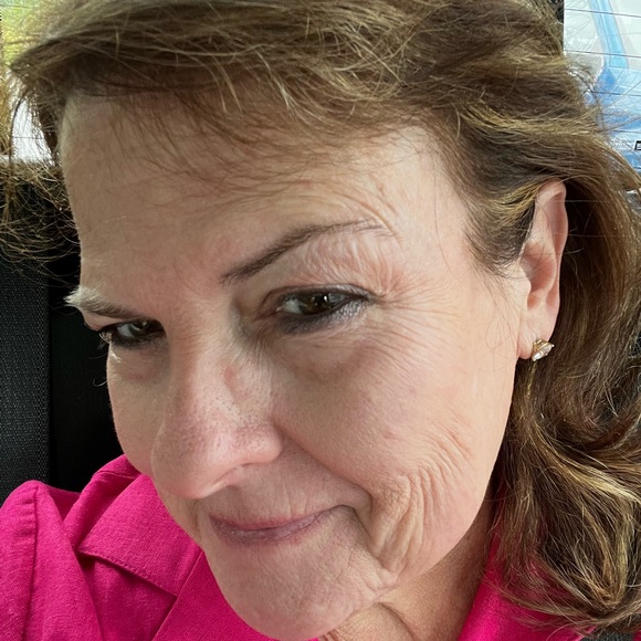 Meet your Posher, Lisa - Picture 9 of 17